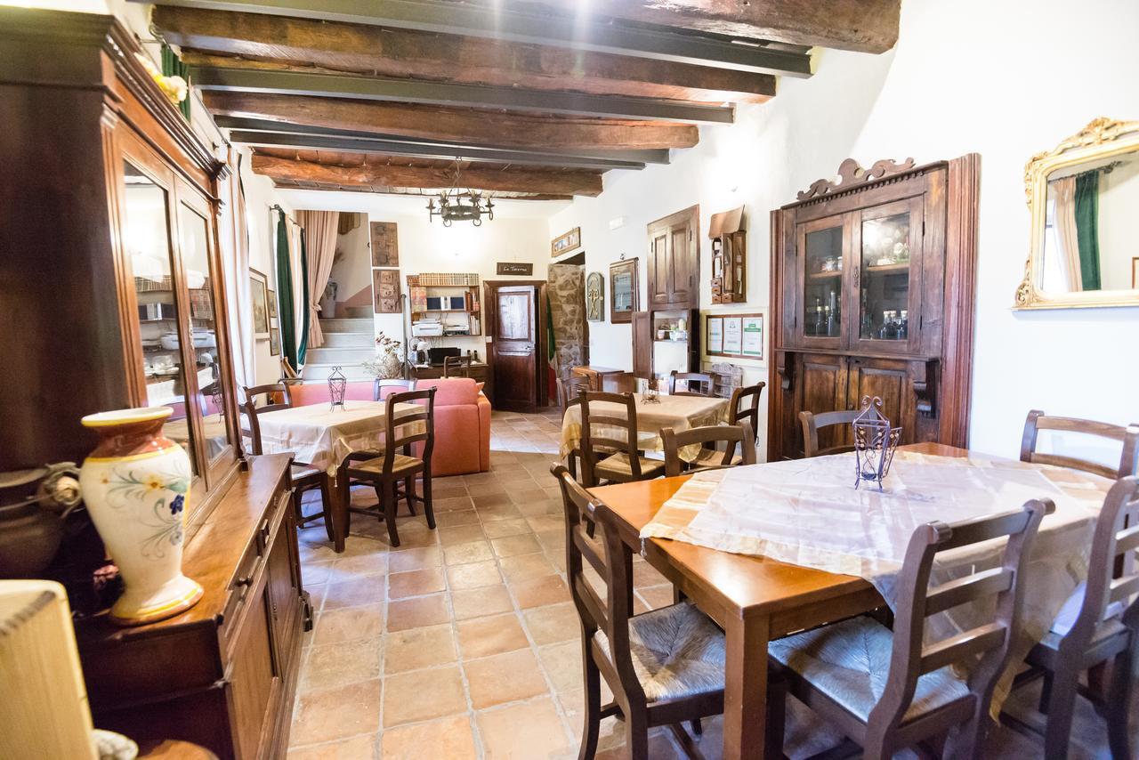 Nena Al Borgo Castello Bed & Breakfast Pico Exterior photo